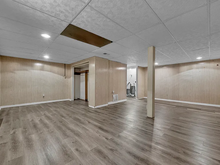 2221 Avenue W #26 — Photo 16