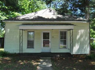 336 N Woodlawn Ave, Sharon, TN 38255