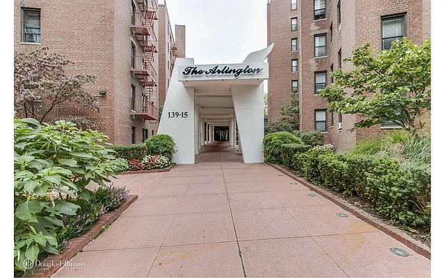 Sold by Douglas Elliman | media 21