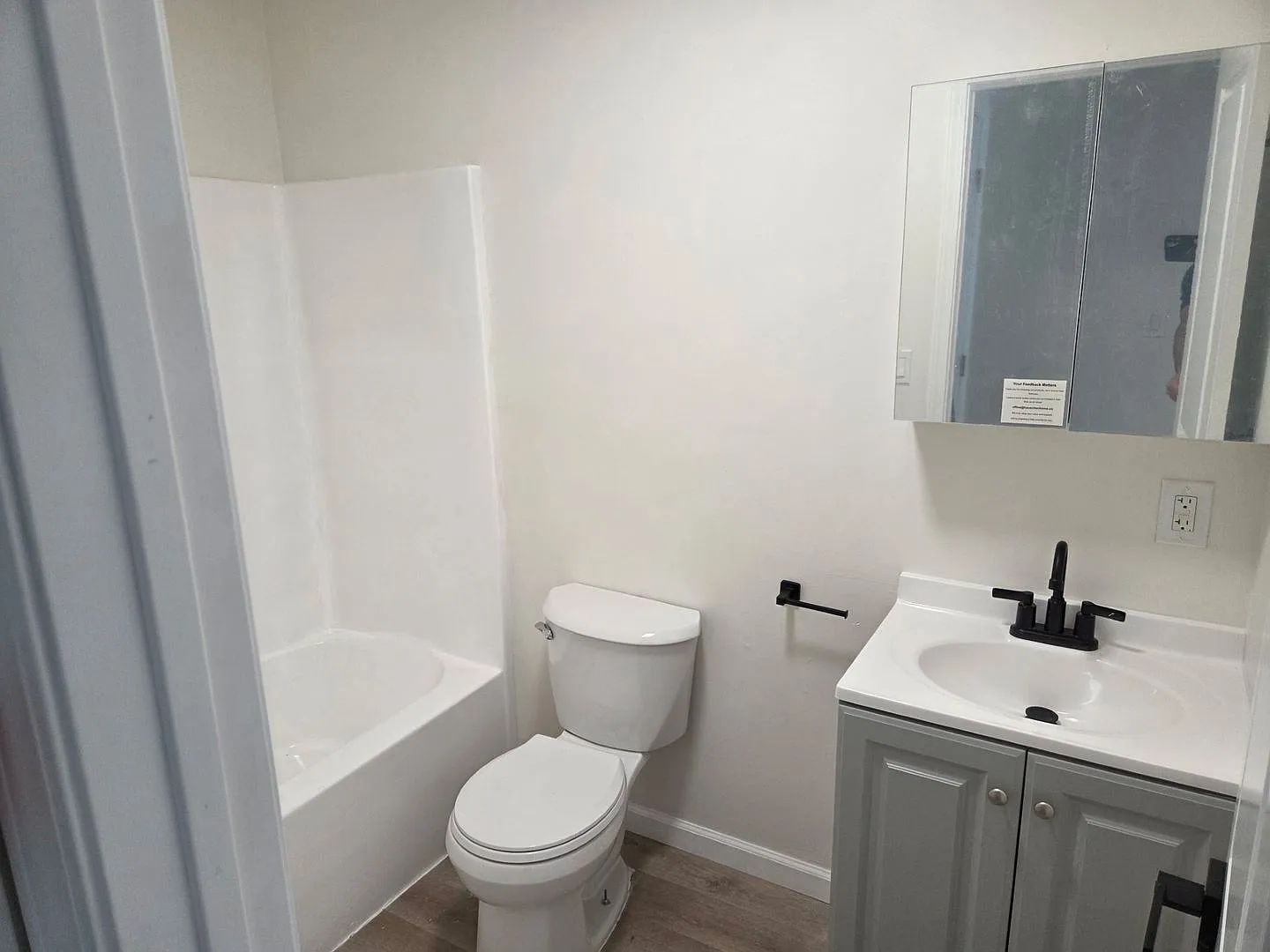 108 Ball St — Photo 4