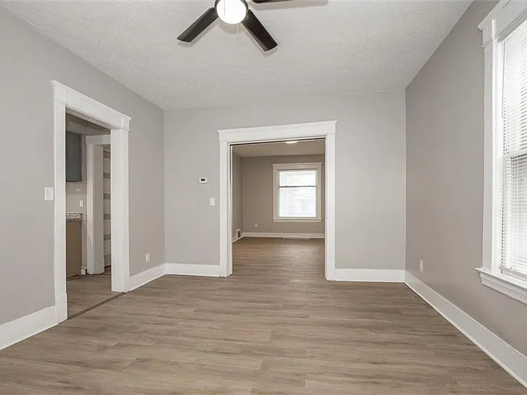 5614 Drake Ave — Photo 14