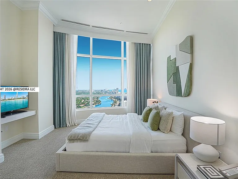 4401 Collins Ave #2806 — Photo 13