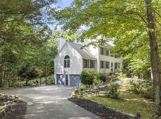 56 Croft Ln, Chester, NH 03036