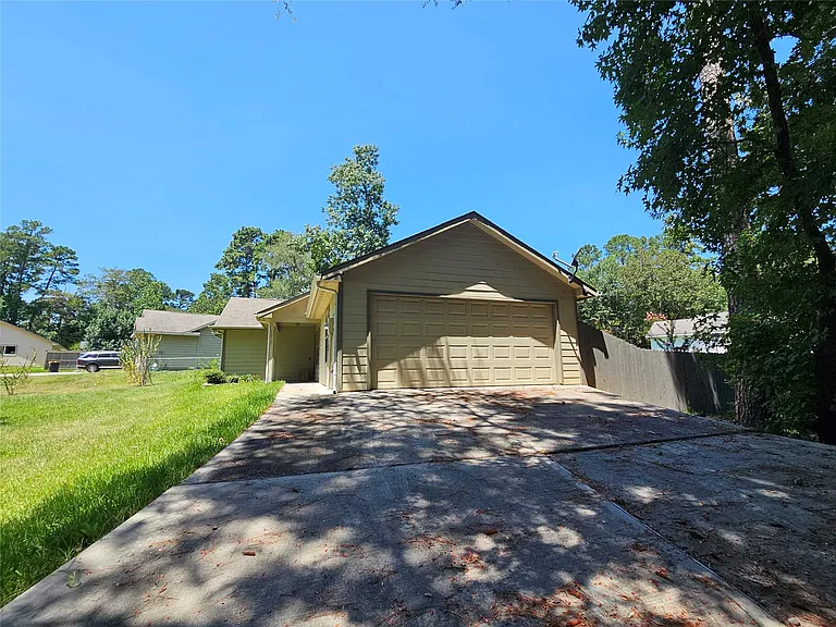 10761 Royal Terrell Dr — Photo 28