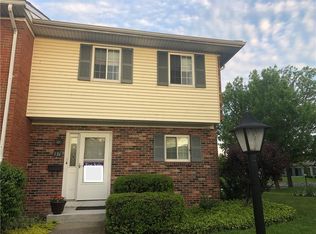 136 Holiday Hbr, Canandaigua, NY 14424