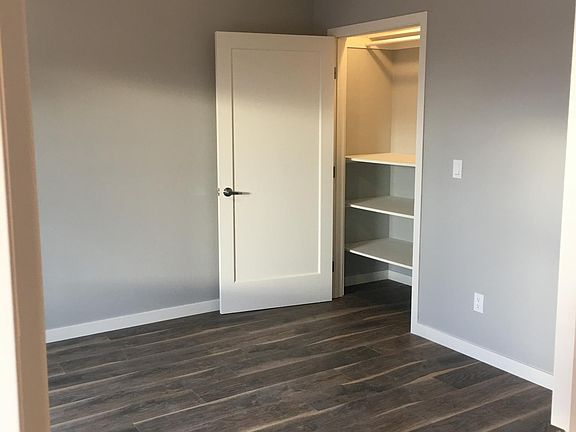 5th image of 1236 19th Ave Unit D