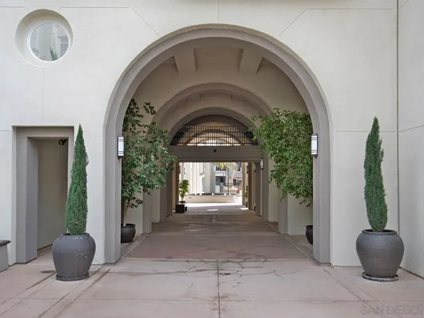 4165 Executive Dr #F101, La Jolla, CA 92037