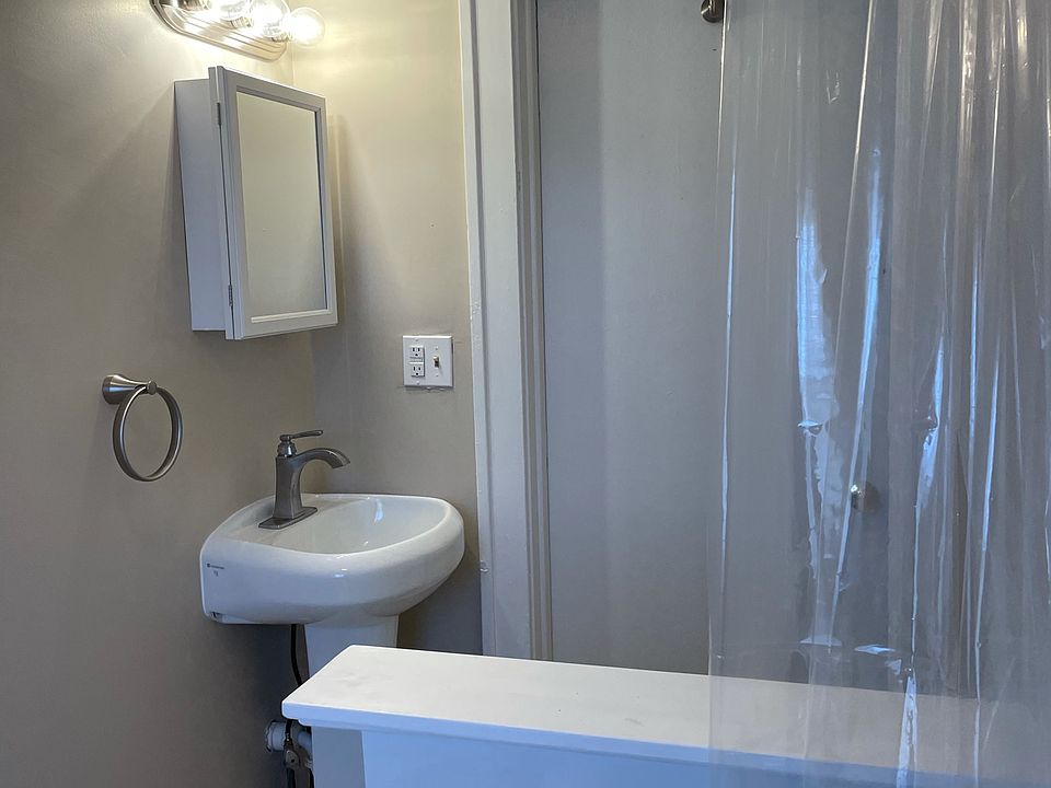 Full Bath