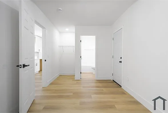 4555 Acacia Ave — Photo 8