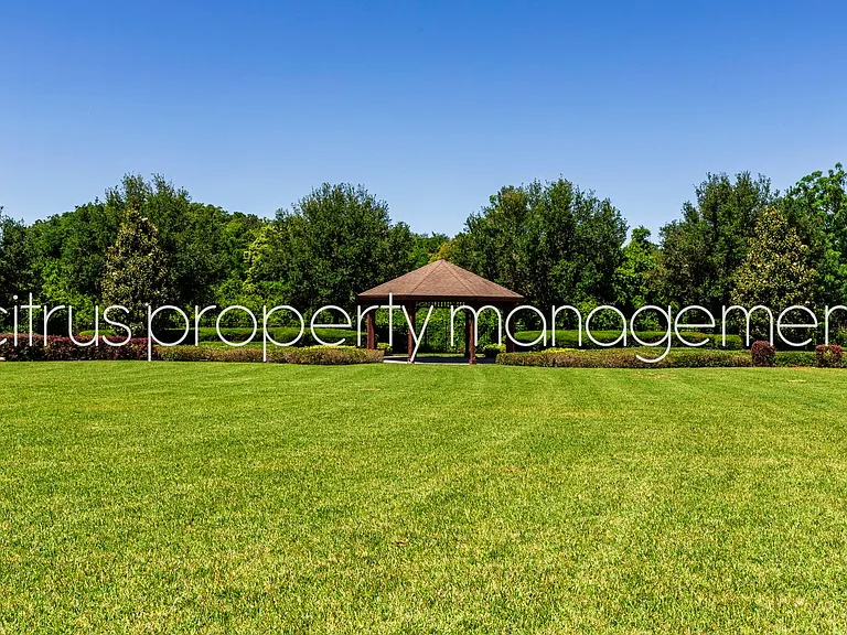 2052 Solar Dr — Photo 30