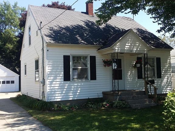 2nd image of 137 Wexford St SE
