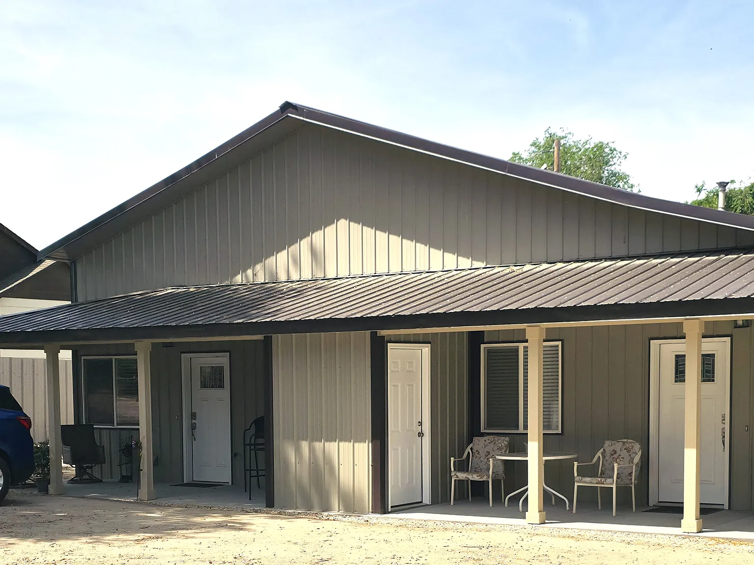 2 bed, 1.5 bath, 1010 sqft, $1,450 — Photo 1