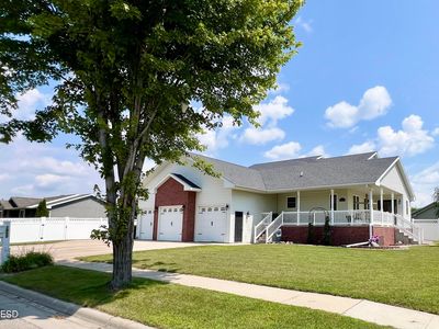 1800 9th St NE, Watertown, SD, 57201
