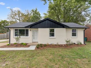 2137 W Richmond Hill Dr, Nashville, TN 37207