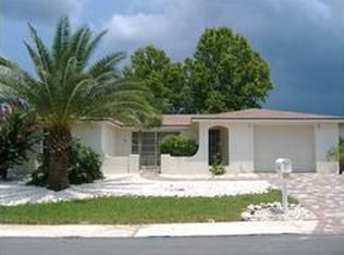 9016 Hermitage Ln, Port Richey, FL 34668