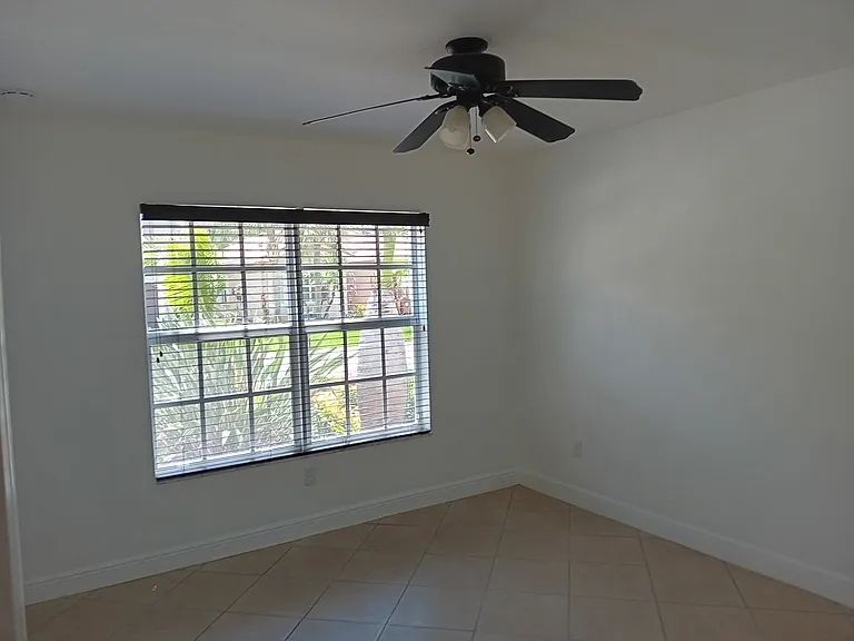 1st bedroom