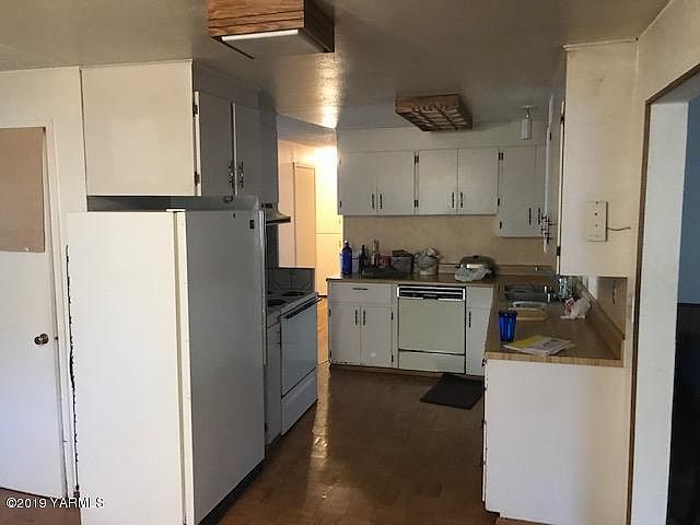 2nd image of 1203 S 5th Ave