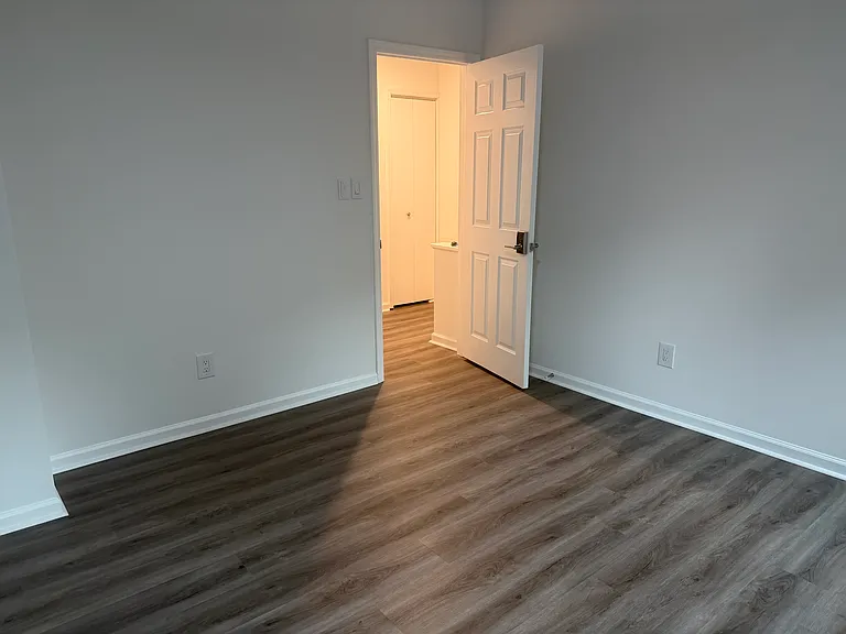 107 Weatherstone Dr #B — Photo 31