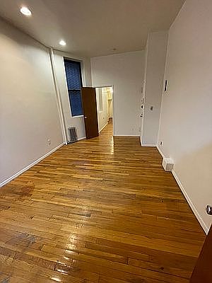 1st image of 308 E 71st St #1C