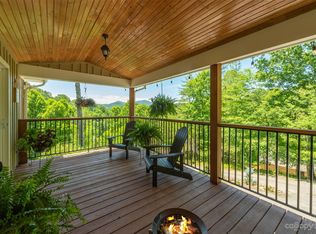 84 Skyline Dr, Burnsville, NC 28714