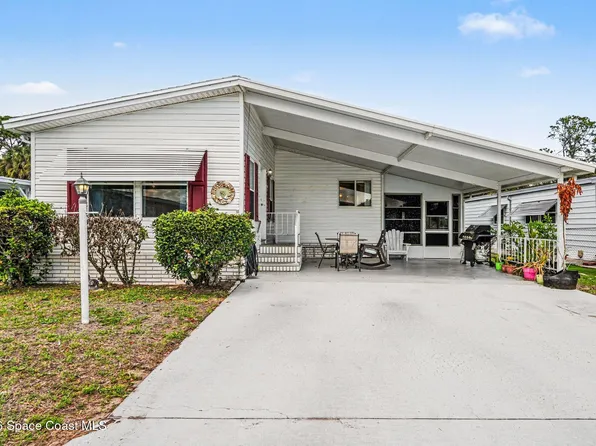 210 Kiwi Dr, Barefoot Bay, FL 32976