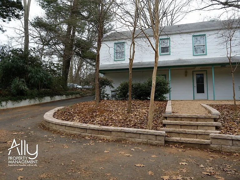 210 Raymond Ave #B — Photo 16
