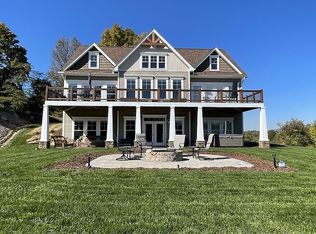 15 Willie Ln, Weaverville, NC 28787