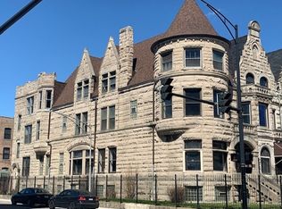 4058 S King Dr, Chicago, IL 60653