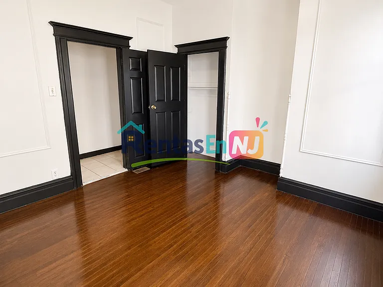 43 Treacy Ave #1-A — Photo 7
