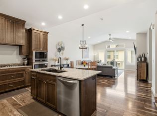 1465 E Sego Lily Ct, Layton, UT 84040