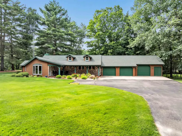 W11390 Riverside Rd, Marion, WI 54950