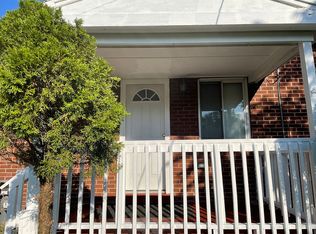570 3rd St, Clairton, PA 15025
