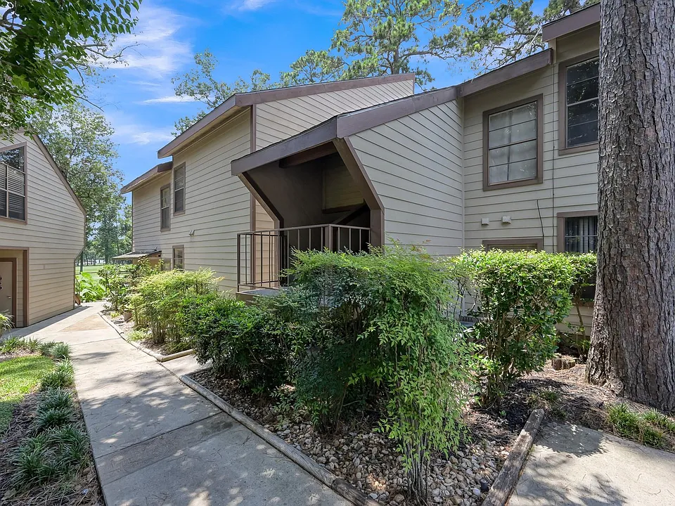 12900 Walden Rd #216B