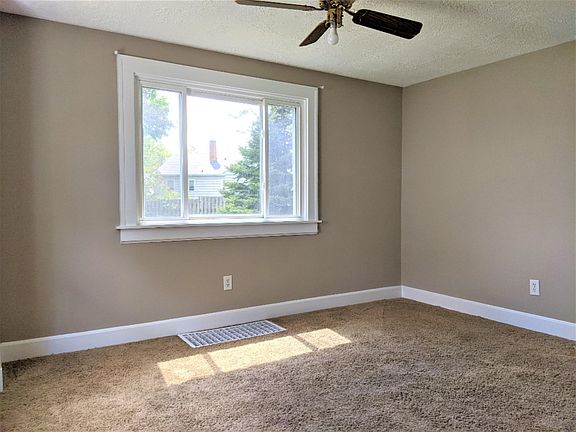 2nd image of 511 Falmouth St SW