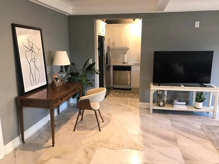 Plaza House — Photo 62