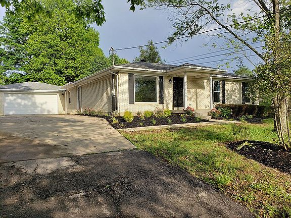 2nd image of 239 Twin Brook Dr