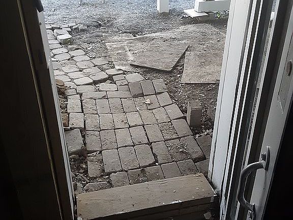 W-Out Basement to Garden