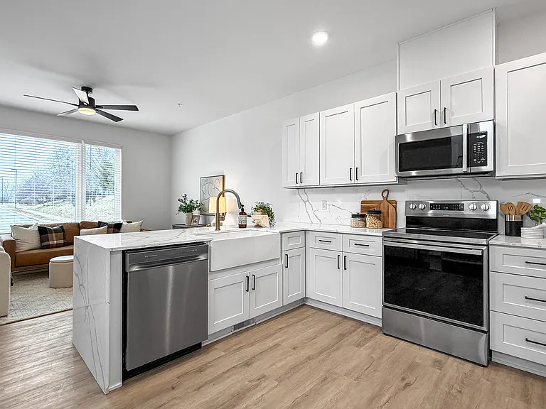 The Flats at West Glen — Photo 8