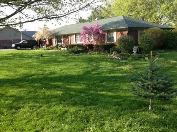 1705 Lafayette Ave, Lebanon, IN 46052
