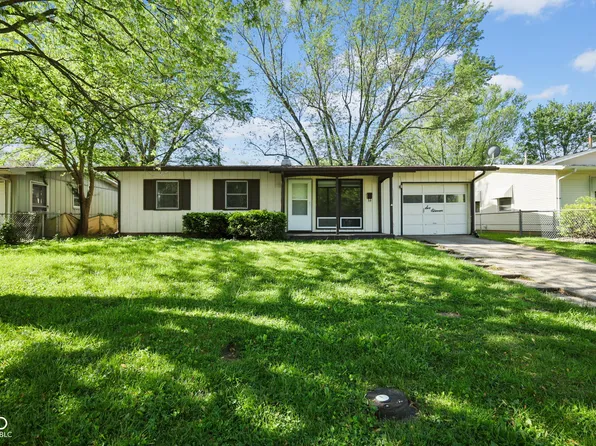 611 Hampton Ln, Chesterfield, IN 46017