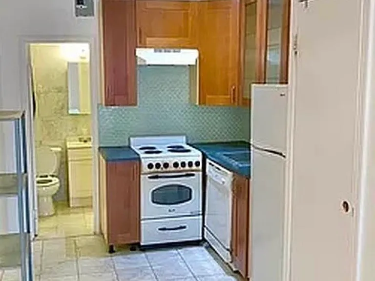 417 E 82nd St #5D — Photo 1