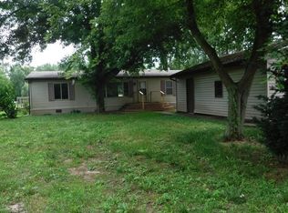 8436 E Emery Rd, New Carlisle, IN 46552