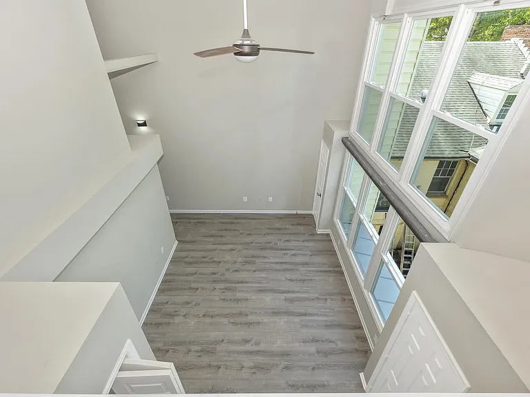 205 N Market St #2D — Photo 25