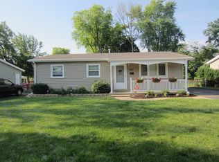 653 Walnut Rd, Wauconda, IL 60084