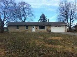 3230 Hillcrest Dr, Columbus, IN 47203