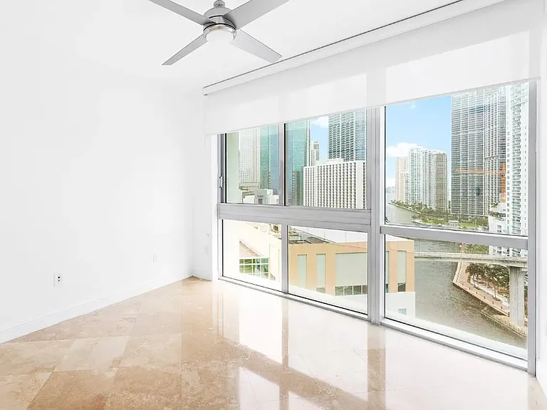 350 S Miami Ave #1802 — Photo 12