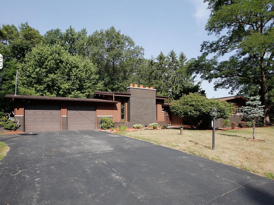 287 borden drive-101