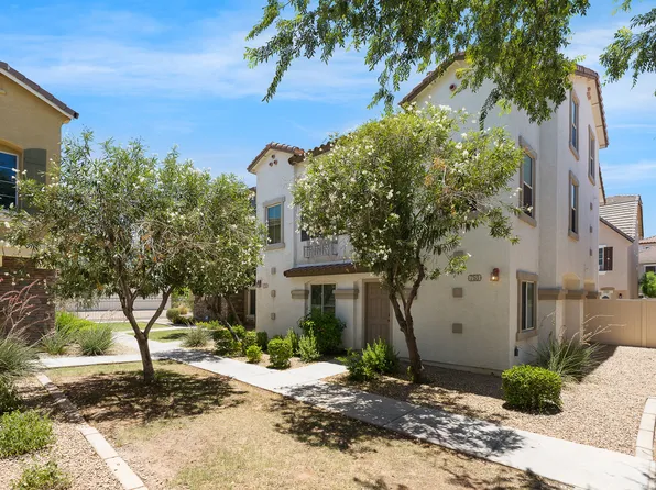 751 N Port Dr, Gilbert, AZ 85233