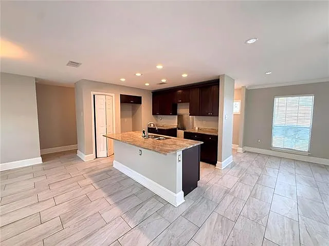 3 bed, 2.0 bath, 1567 sqft, $1,850 — Photo 3
