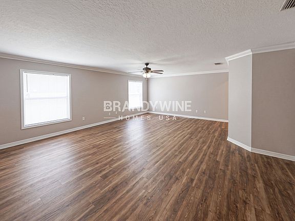 4th image of 8810 N Orangeview Ave